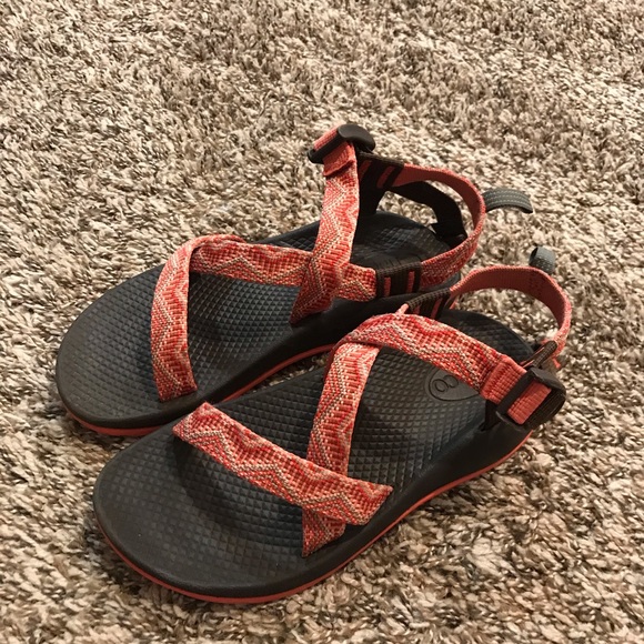 Chaco Other - Kids Chaco sandals z/1 size 3